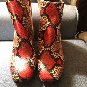 Red And Black Snake Look Boots. Gorgeous for the fall.